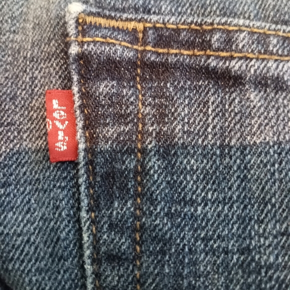Vintage Levi's Men's 501, Straight Leg Jeans - Picture 10 of 10